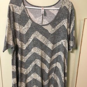 Lularoe 2X Perfect T
